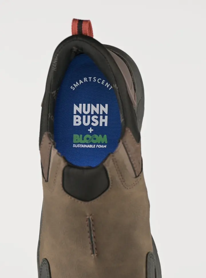 Gif features the Nunn Bush EZ on heel on the Sedona EZ Moc Toe Slip On. 