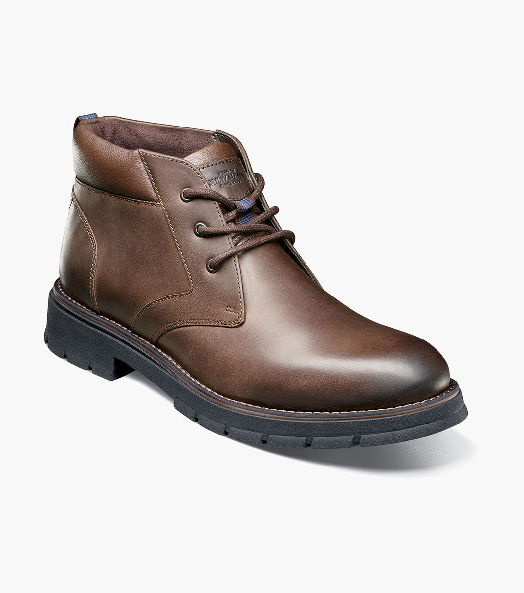 Briggs in Brown CH, Front View