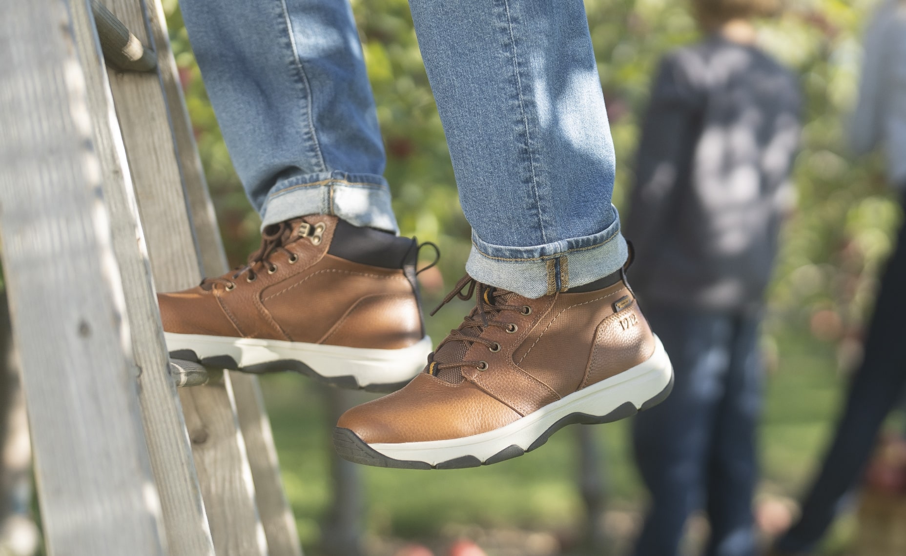 Click to shop Nunn Bush boots. Image features the Excavate boot in tan.