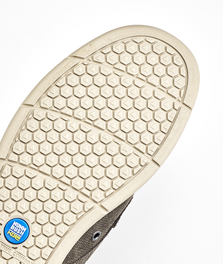 LIGHTWEIGHT RUBBER SOLE