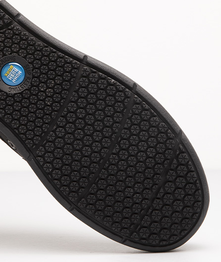 SLIP-RESISTANT SOLE