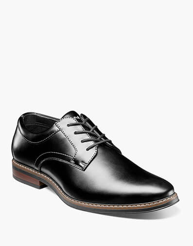 Carmelo Plain Toe Oxford in Black for $110.00