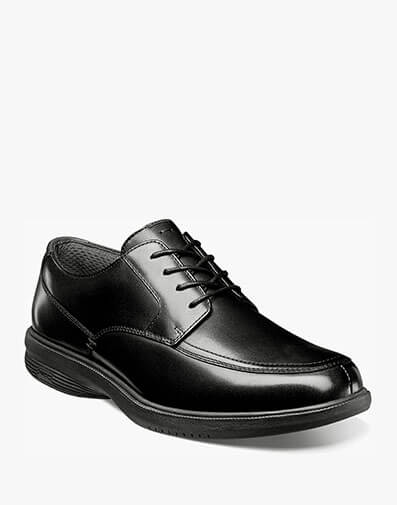 Marshall Street Moc Toe Oxford in Black for $135.00
