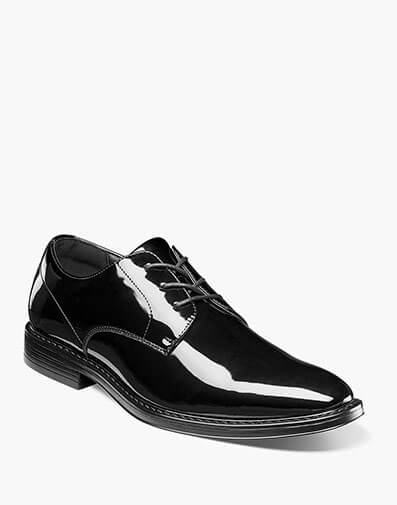 Centro Formal Flex Plain Toe Oxford in Black Patent for $100.00